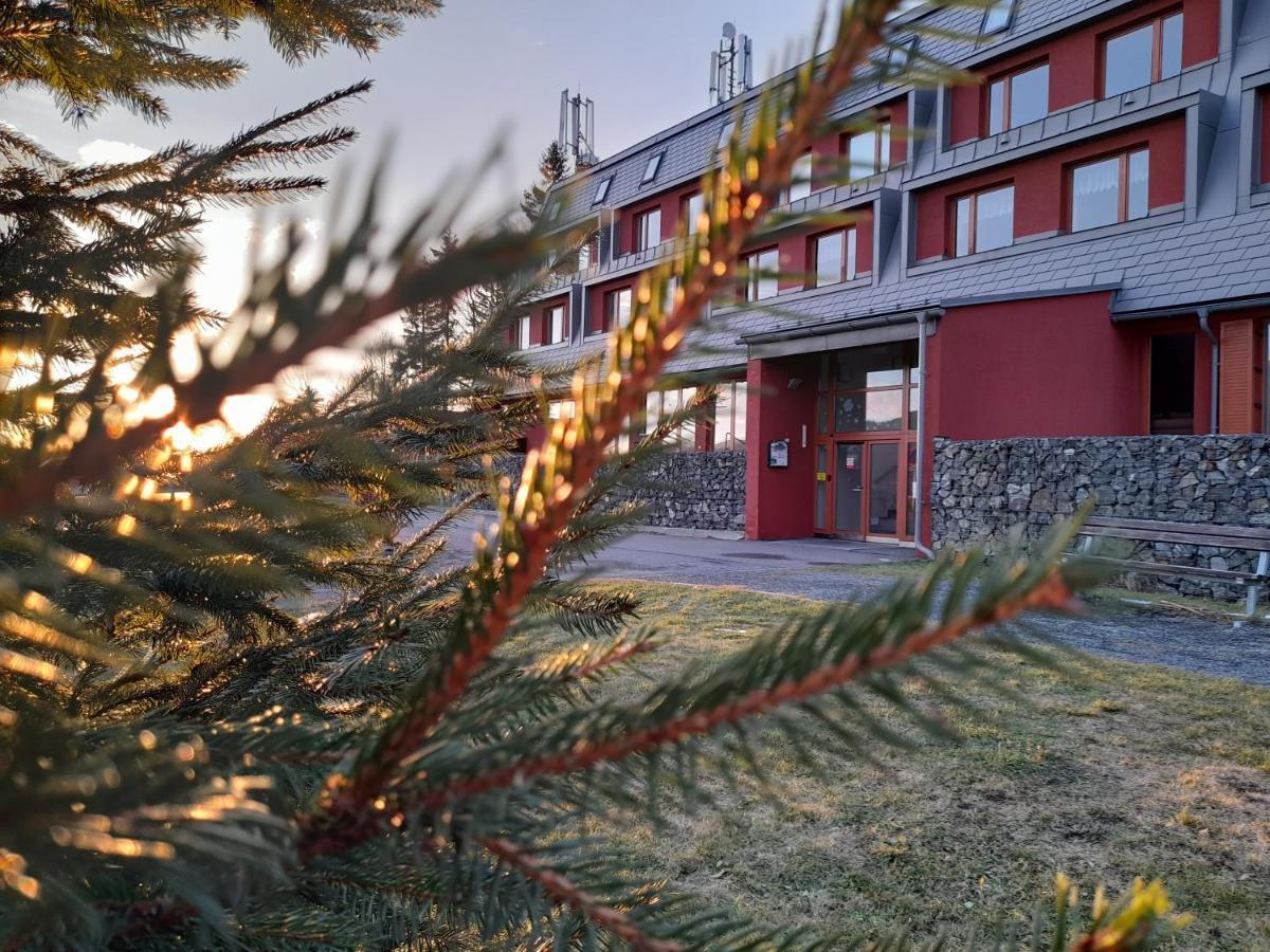 Apartma Raj V Ramzove Ostružná Екстериор снимка