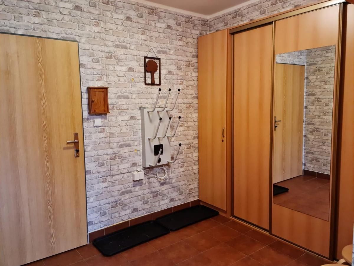 Apartma Raj V Ramzove Ostružná Екстериор снимка